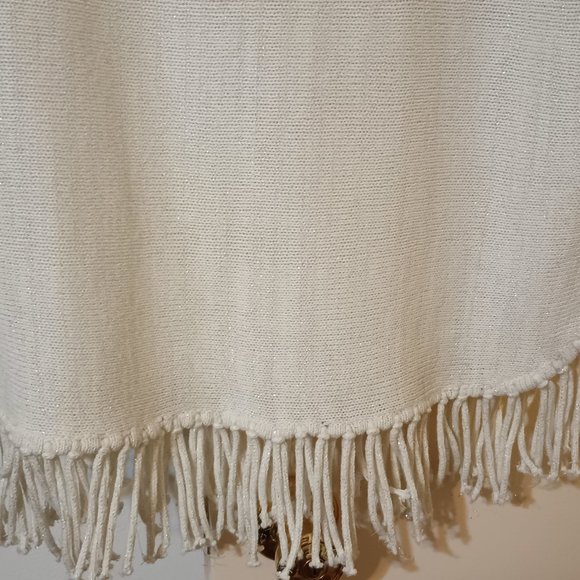 EUC ~ Relativity Sweater Poncho with Metallic Gold Glitter Thread (Size:  Small) - Picture 3 of 5
